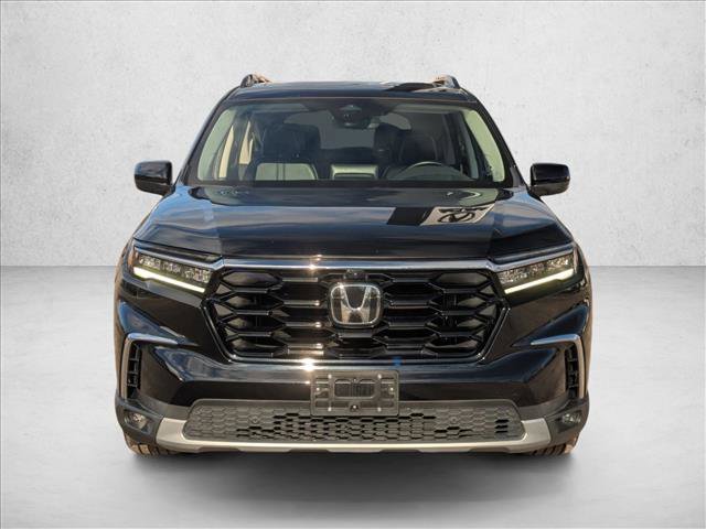 Used 2023 Honda Pilot Elite image 2