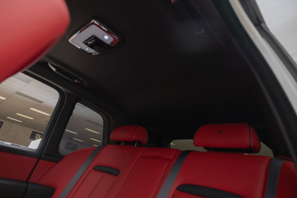 Used 2023 Rolls-Royce Cullinan image 41