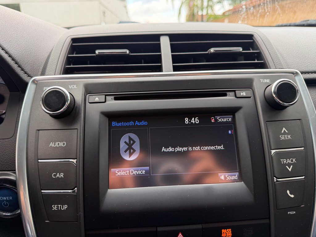 Used 2016 Toyota Camry LE FWD image 23