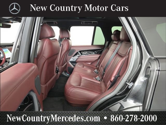Used 2023 Land Rover Range Rover SE image 16