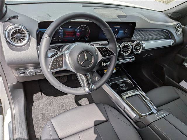 New 2026 Mercedes-Benz GLB 250 image 3