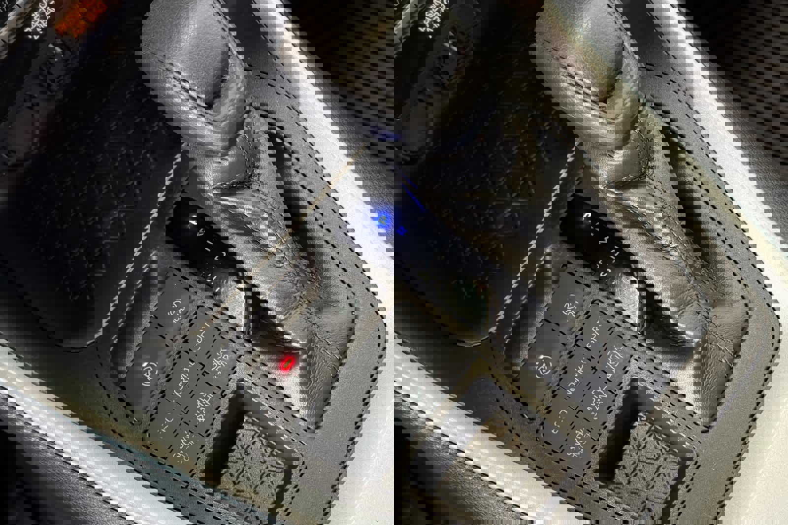 Used 2019 Toyota RAV4 LE w/ All Weather Liner Package image 23