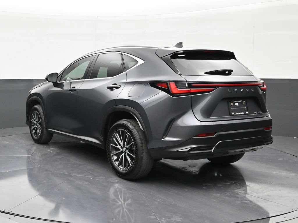 Used 2023 Lexus NX 250 FWD w/ Towing Package (2000 Lbs) image 3