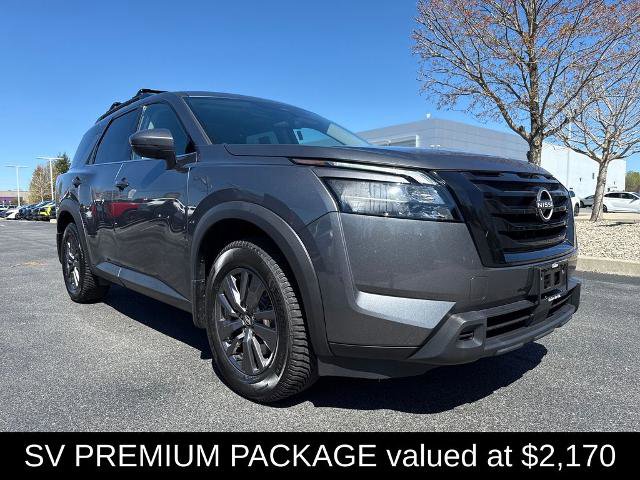 Certified 2023 Nissan Pathfinder SV w/ SV Premium Package AWD/4WD image 3