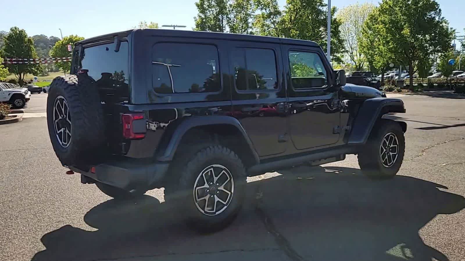 New 2026 Jeep Wrangler Unlimited Rubicon AWD/4WD image 8