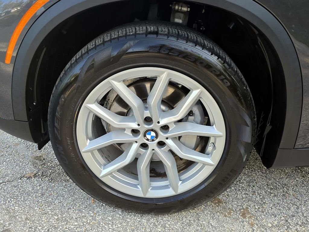 Used 2021 BMW X5 sDrive40i w/ Premium Package 3 image 8