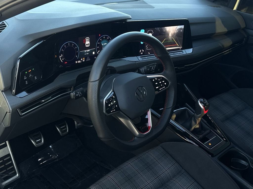 Used 2024 Volkswagen GTI SE image 16