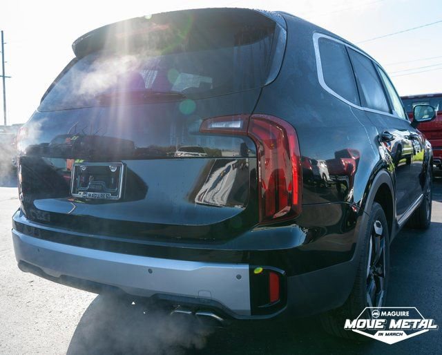 Used 2024 Kia Telluride S w/ S Sunroof Package image 5