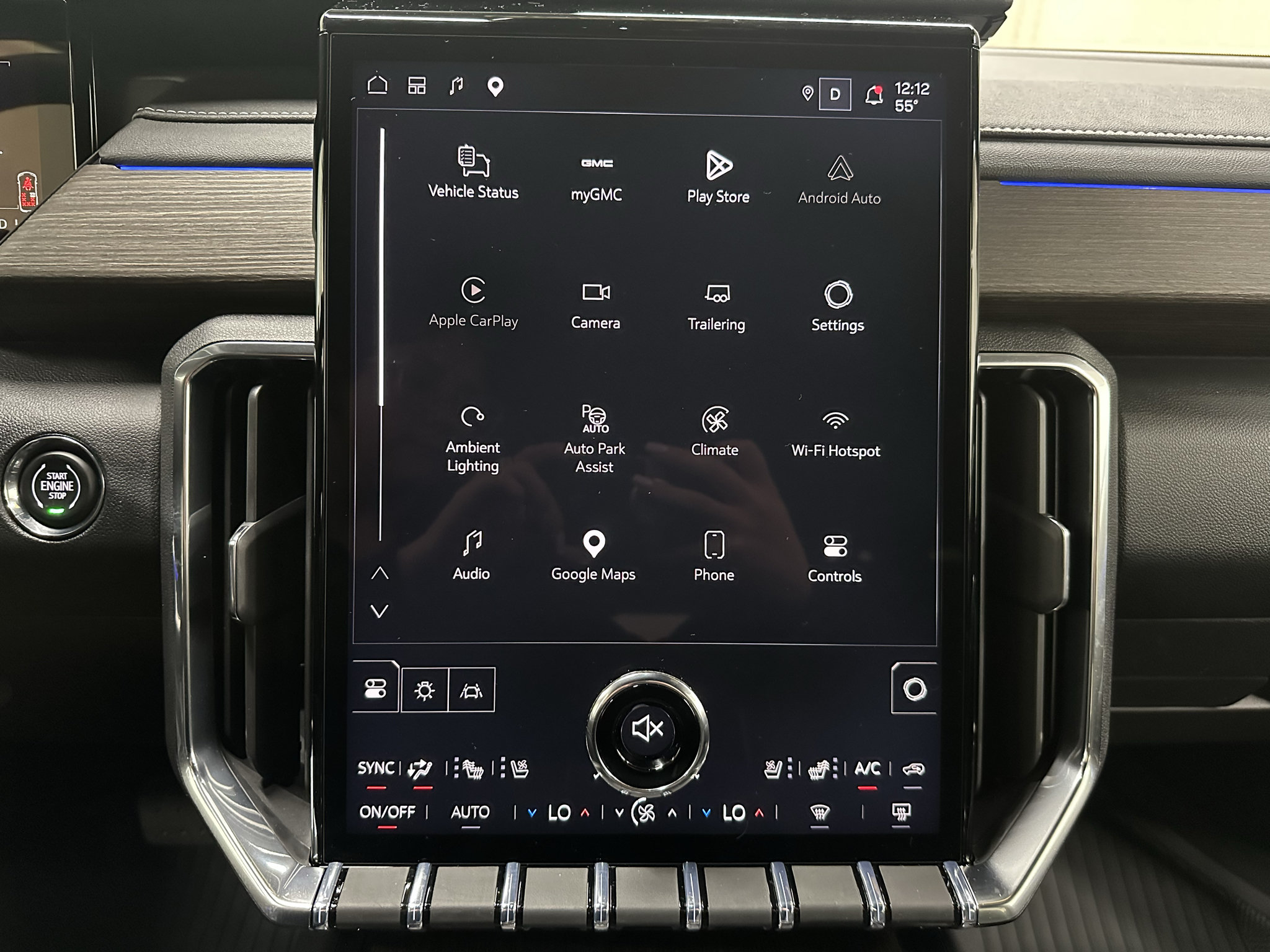 Certified 2026 GMC Acadia Denali w/ Super Cruise Package AWD/4WD image 38