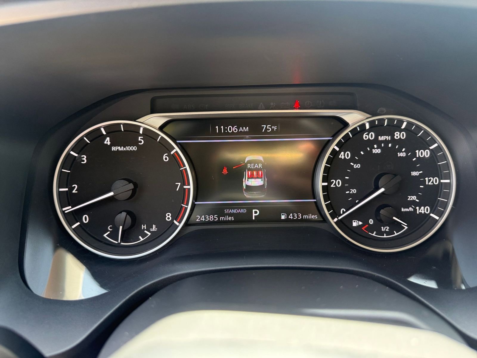 Used 2025 Nissan Rogue SV FWD image 38