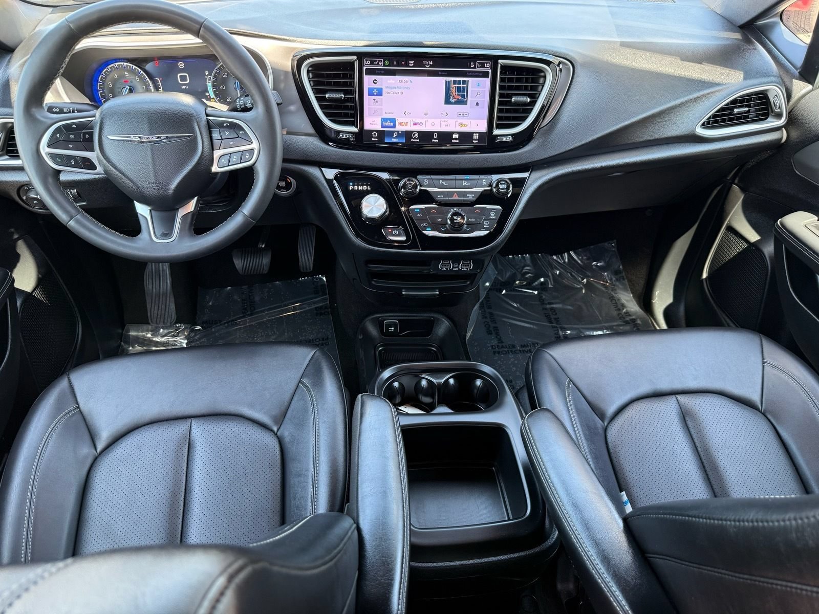Used 2025 Chrysler Pacifica Select FWD image 28