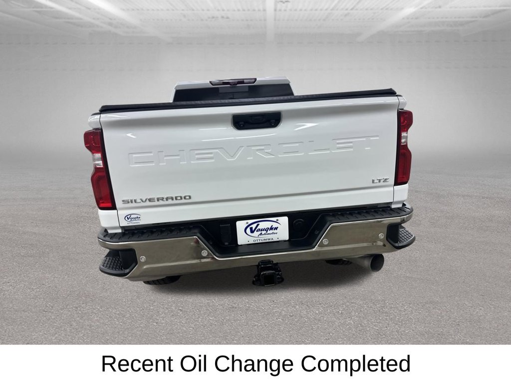 Used 2021 Chevrolet Silverado 2500 LTZ w/ LTZ Premium Package AWD/4WD image 12