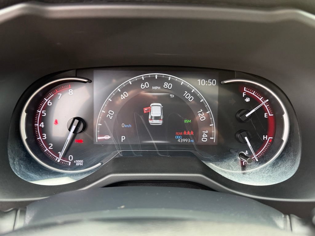 Certified 2023 Toyota RAV4 XLE Premium AWD/4WD image 35