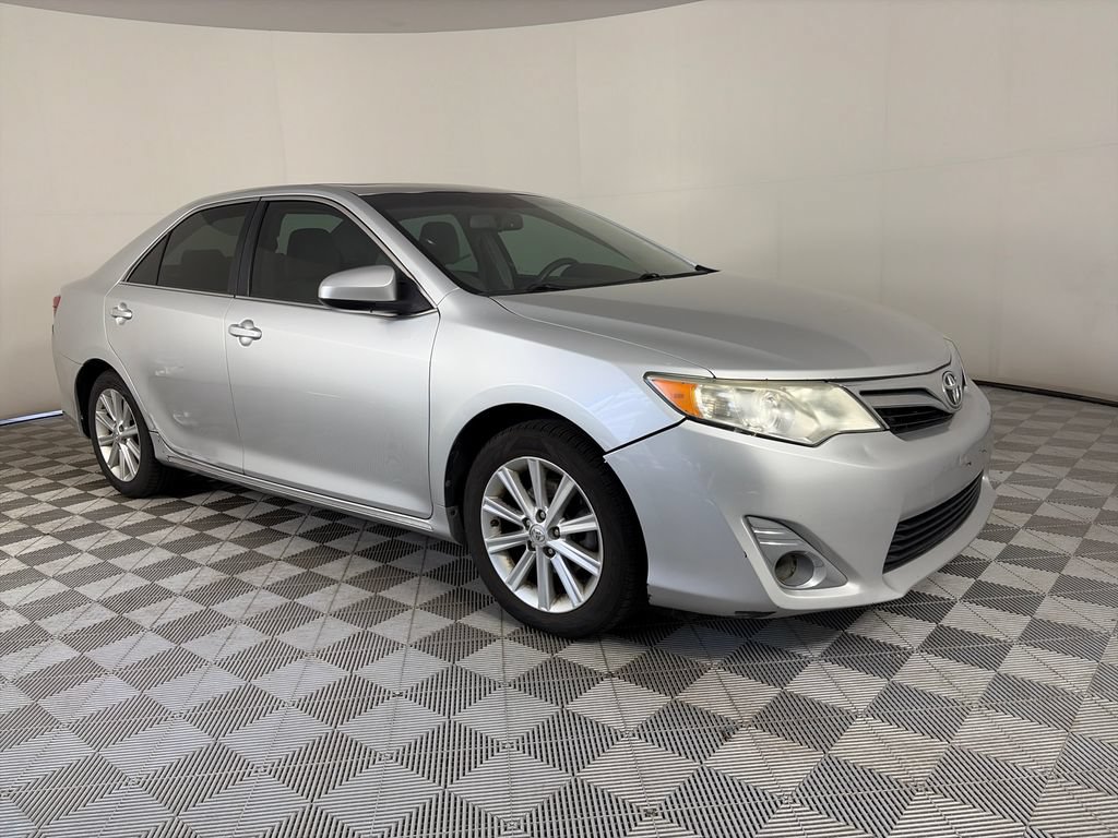 Used 2013 Toyota Camry XLE w/ Convenience Pkg