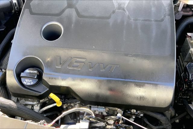 Used 2023 Chevrolet Traverse RS AWD/4WD image 32