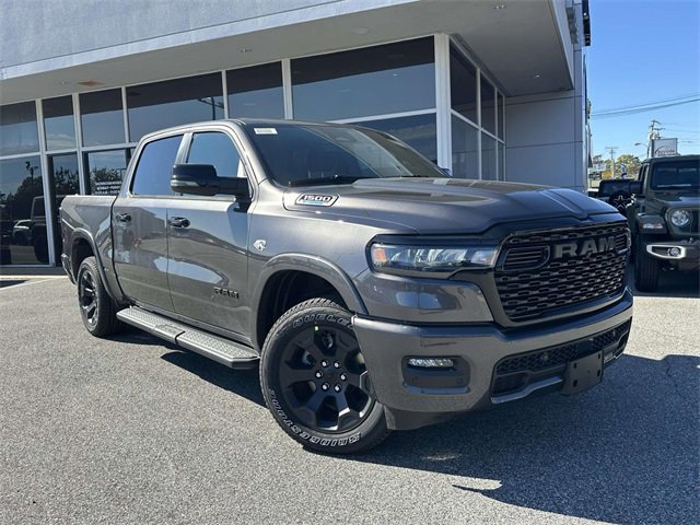 New 2026 RAM 1500 4x4 Crew Cab video 2