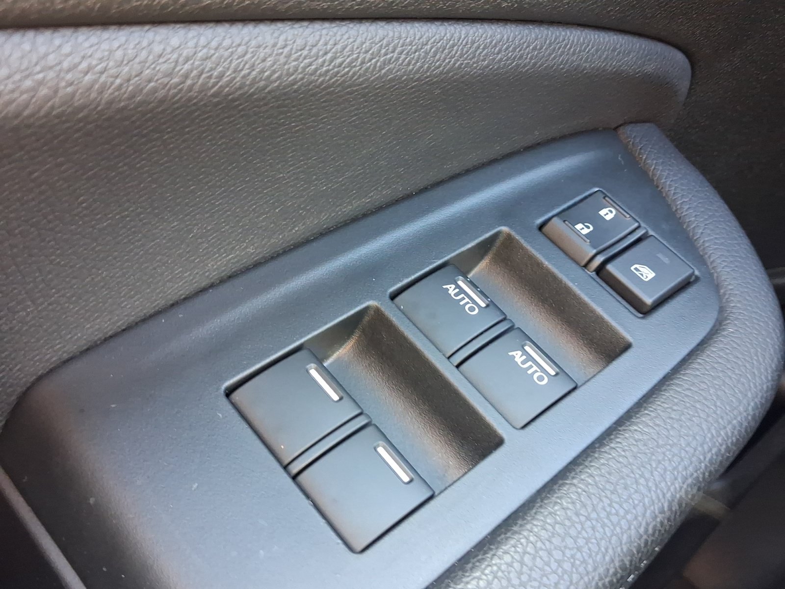 Used 2023 Honda Ridgeline Sport image 13
