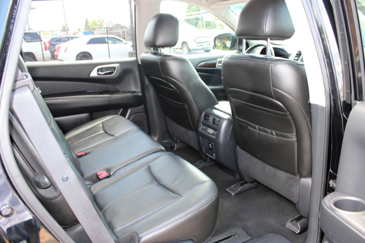 Used 2013 Nissan Pathfinder SL w/ SL Premium Pkg AWD/4WD image 16