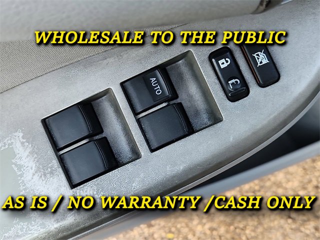 Used 2013 Toyota Corolla LE image 19