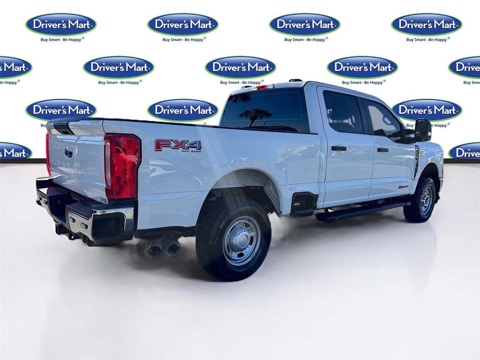 Used 2023 Ford F250 XL w/ FX4 Off-Road Package image 7