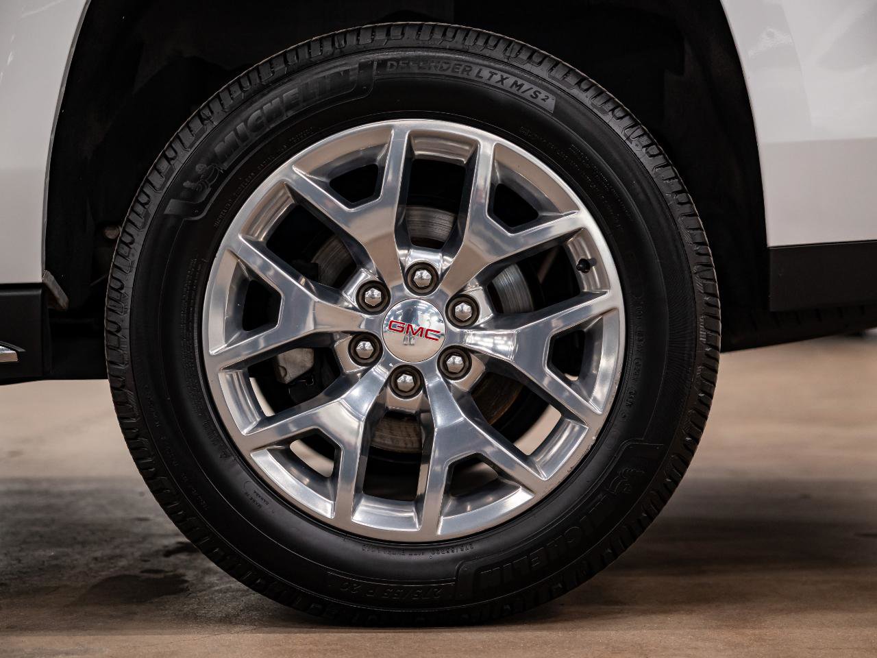 Used 2019 GMC Yukon XL SLT AWD/4WD image 31
