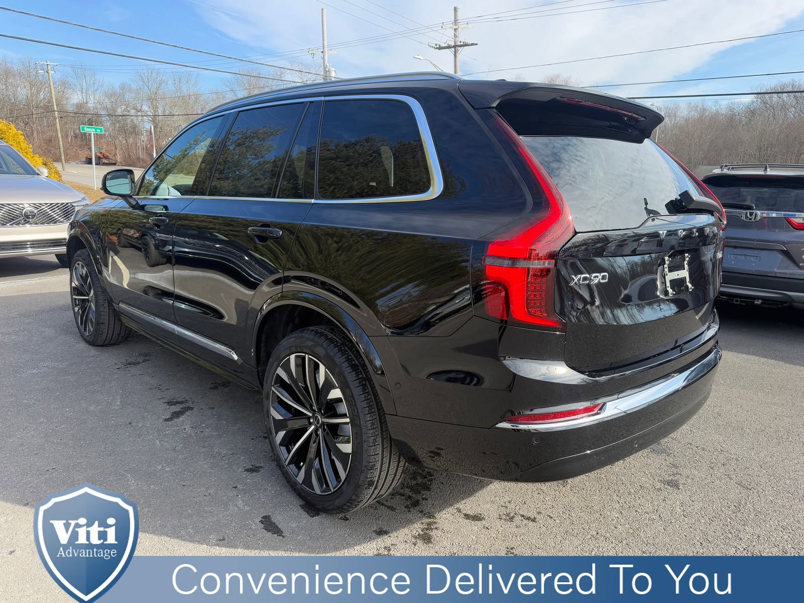 New 2026 Volvo XC90 B6 Ultra w/ Protection Package image 6