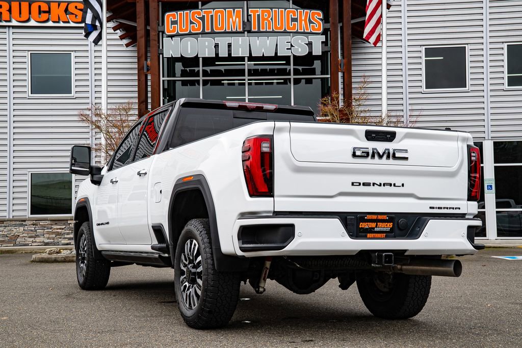 Used 2025 GMC Sierra 3500 Denali Ultimate image 6
