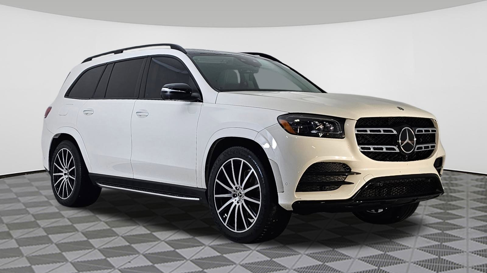 Used 2022 Mercedes-Benz GLS 450 4MATIC image 1