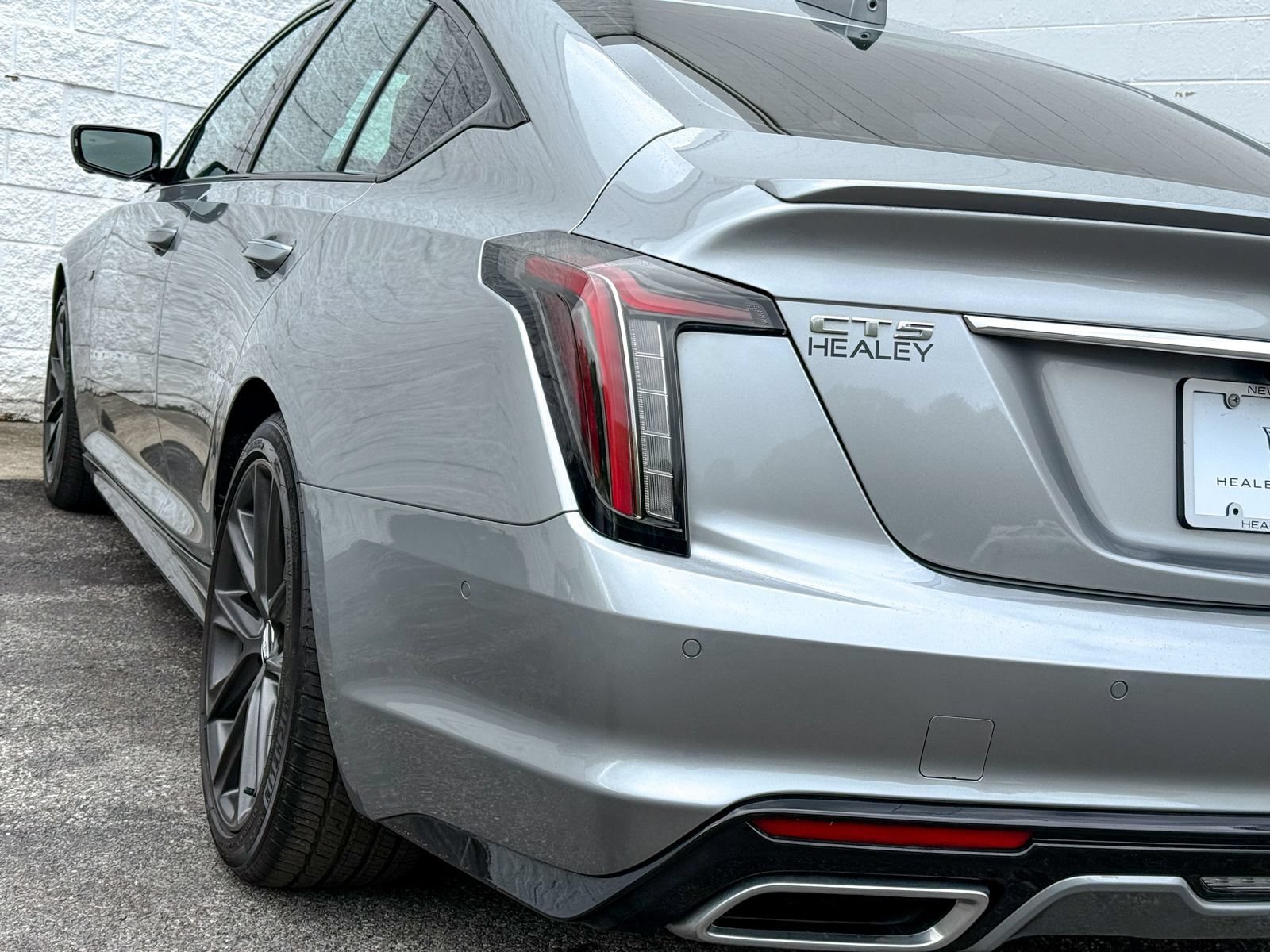 New 2025 Cadillac CT5 Sport w/ Technology Package RWD image 9