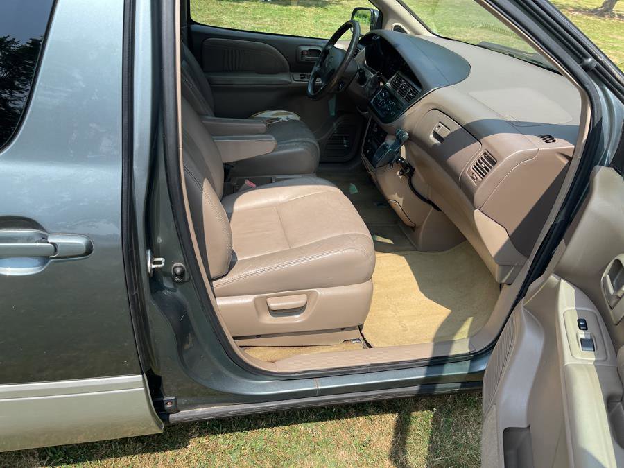 Used 1999 Toyota Sienna LE FWD image 10