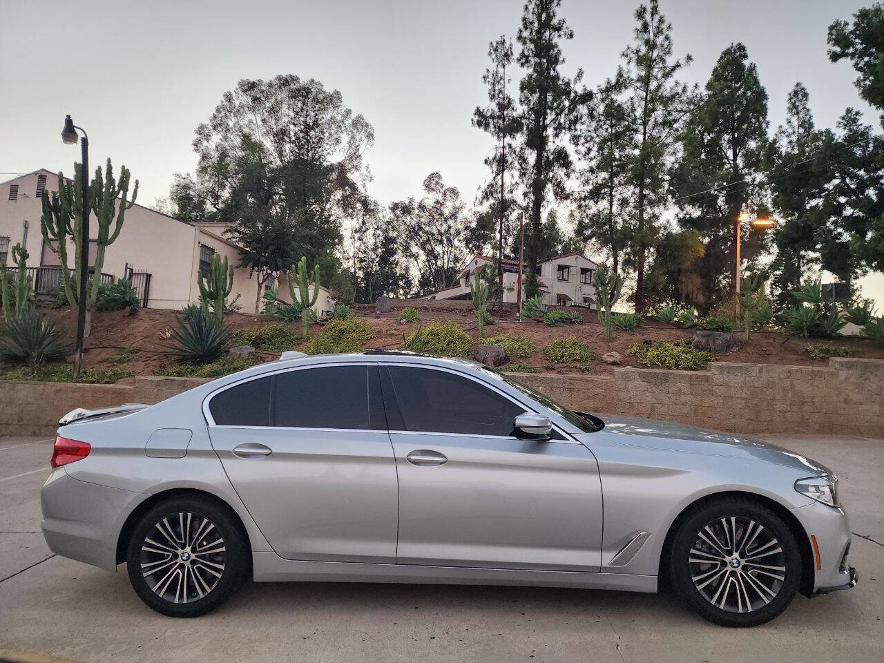 Used 2018 BMW 530i image 5