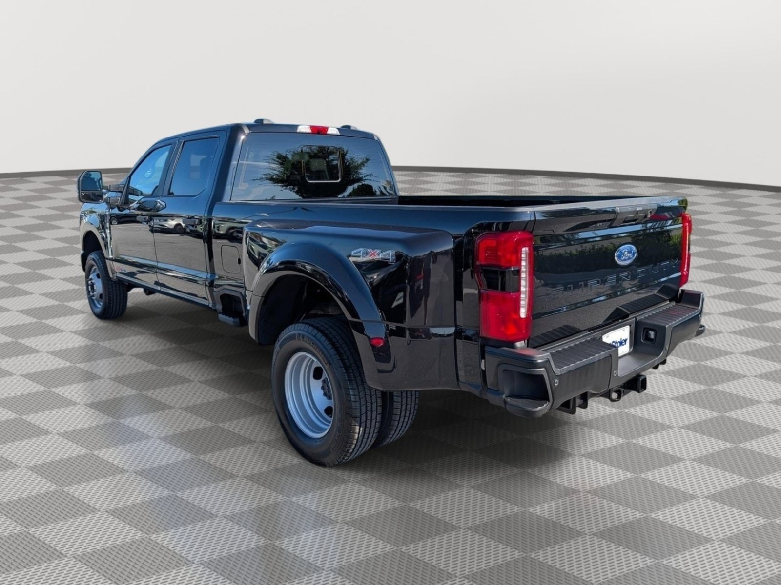 Used 2025 Ford F350 XL w/ 360-Degree Camera Package AWD/4WD image 3
