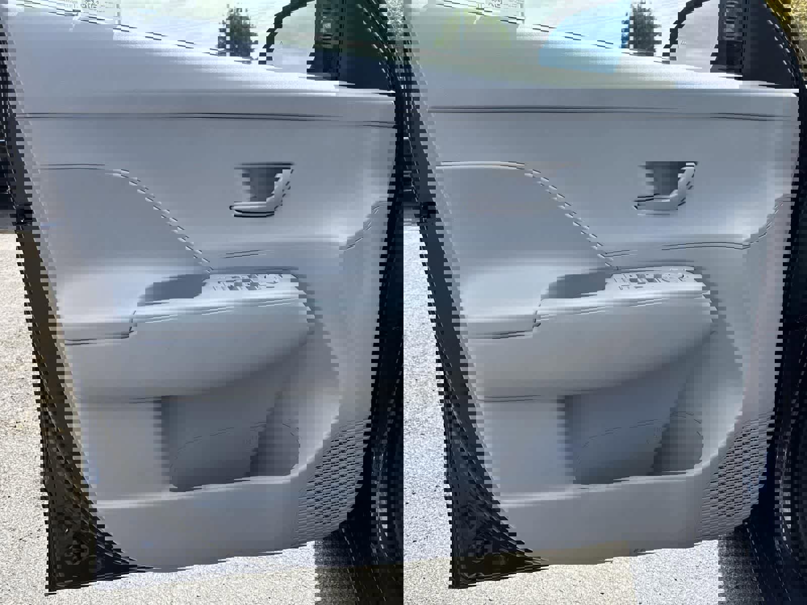 Certified 2025 Hyundai Kona SE image 18