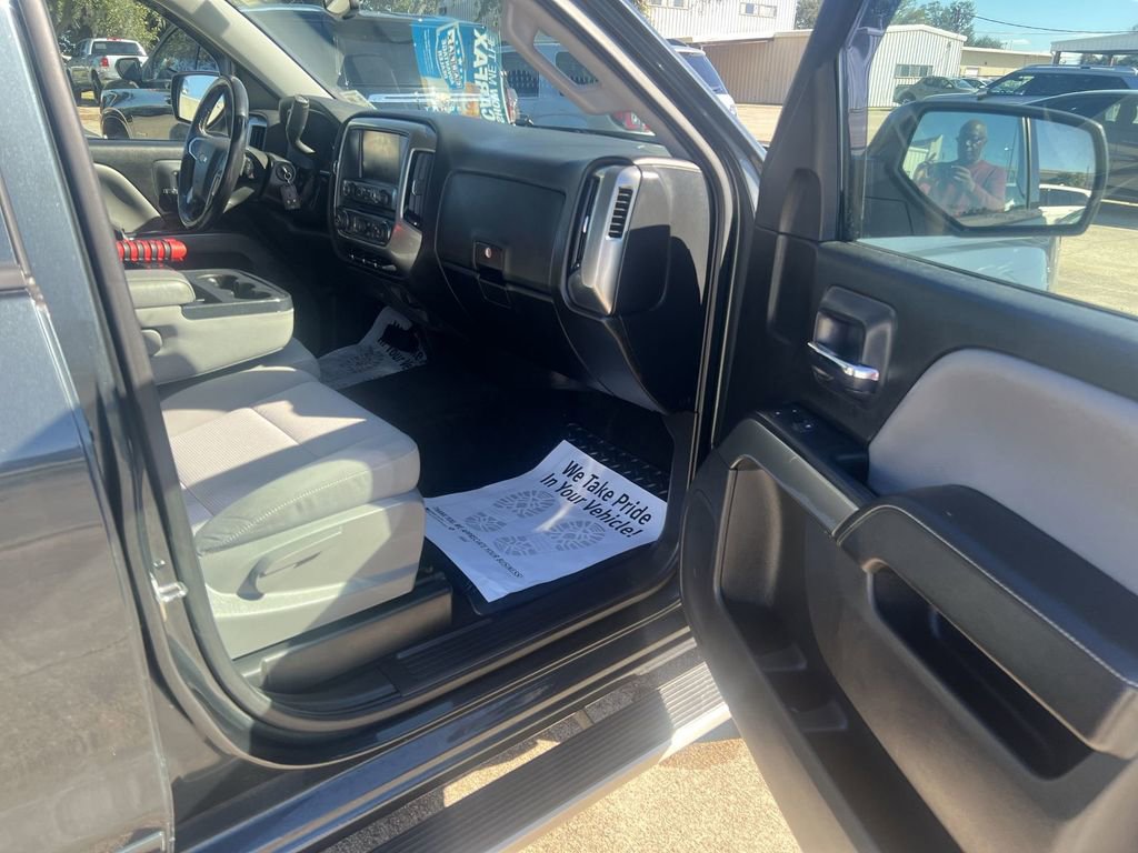 Used 2018 Chevrolet Silverado 1500 LT w/ Texas Edition image 23