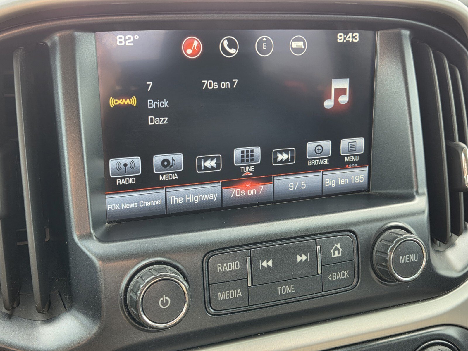 Used 2016 GMC Canyon SLE RWD image 15