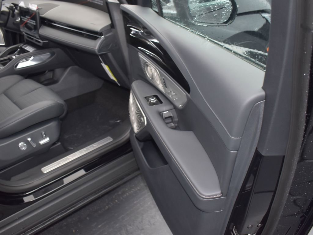 New 2026 Lincoln Nautilus Reserve AWD/4WD image 17