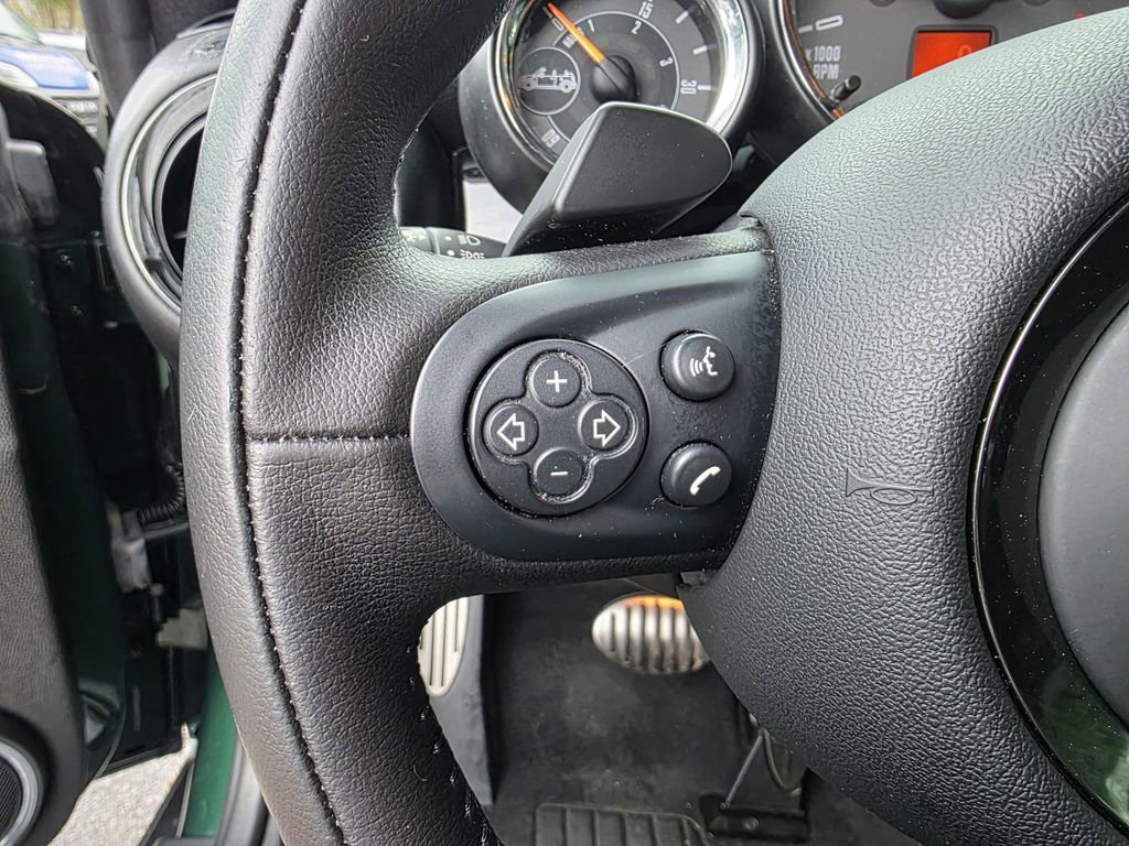 Used 2015 MINI Cooper S image 19