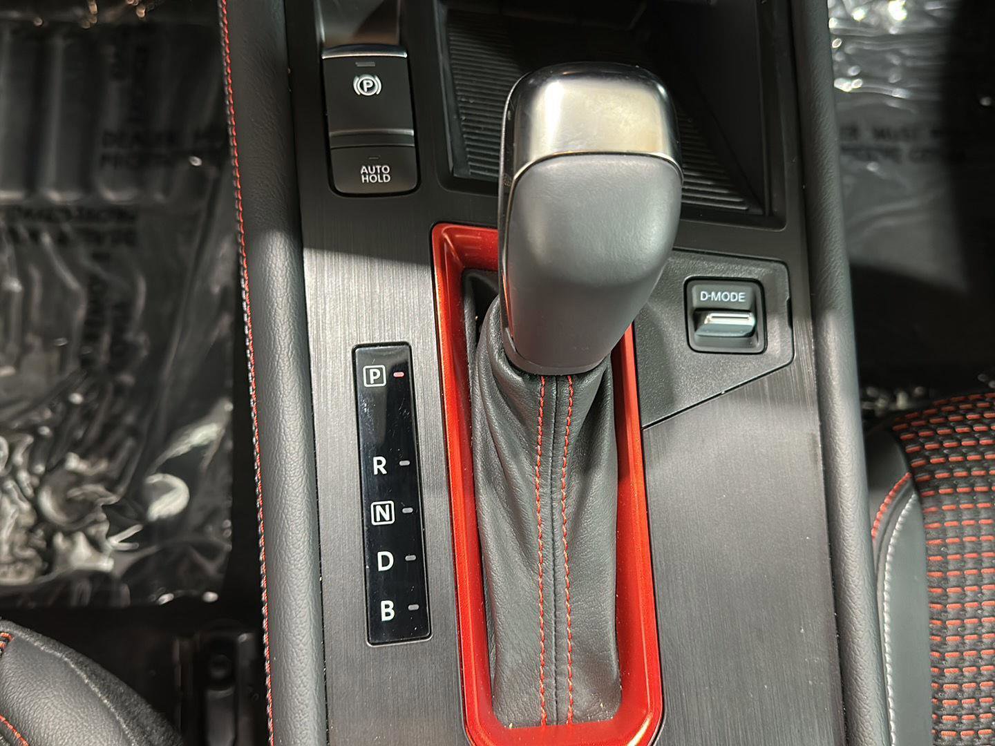 Used 2025 Nissan Kicks SR image 16