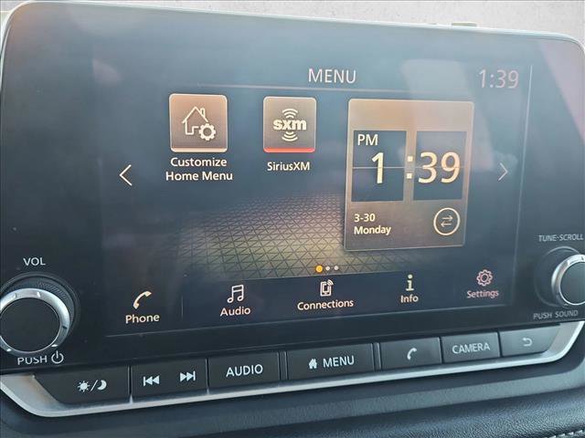 Used 2023 Nissan Rogue S image 13