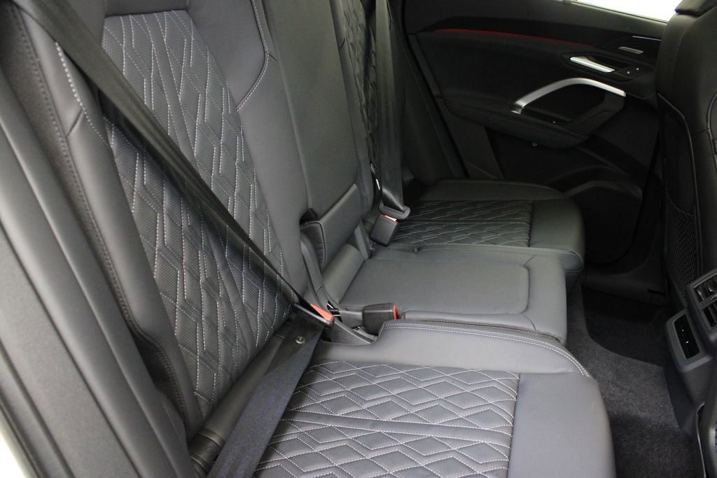 New 2026 Audi SQ5 Premium Plus image 20