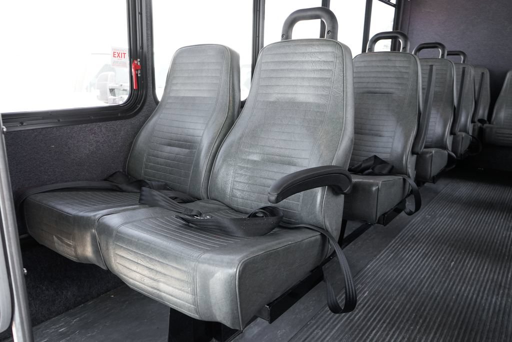 Used 2013 Ford E-450 and Econoline 450 Super Duty w/ Shuttle Bus Prep Pkg RWD image 26