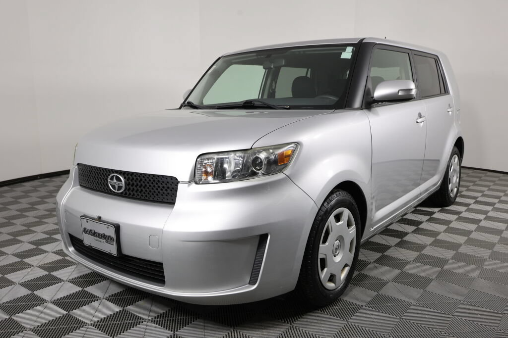 Used 2008 Scion xB FWD image 5