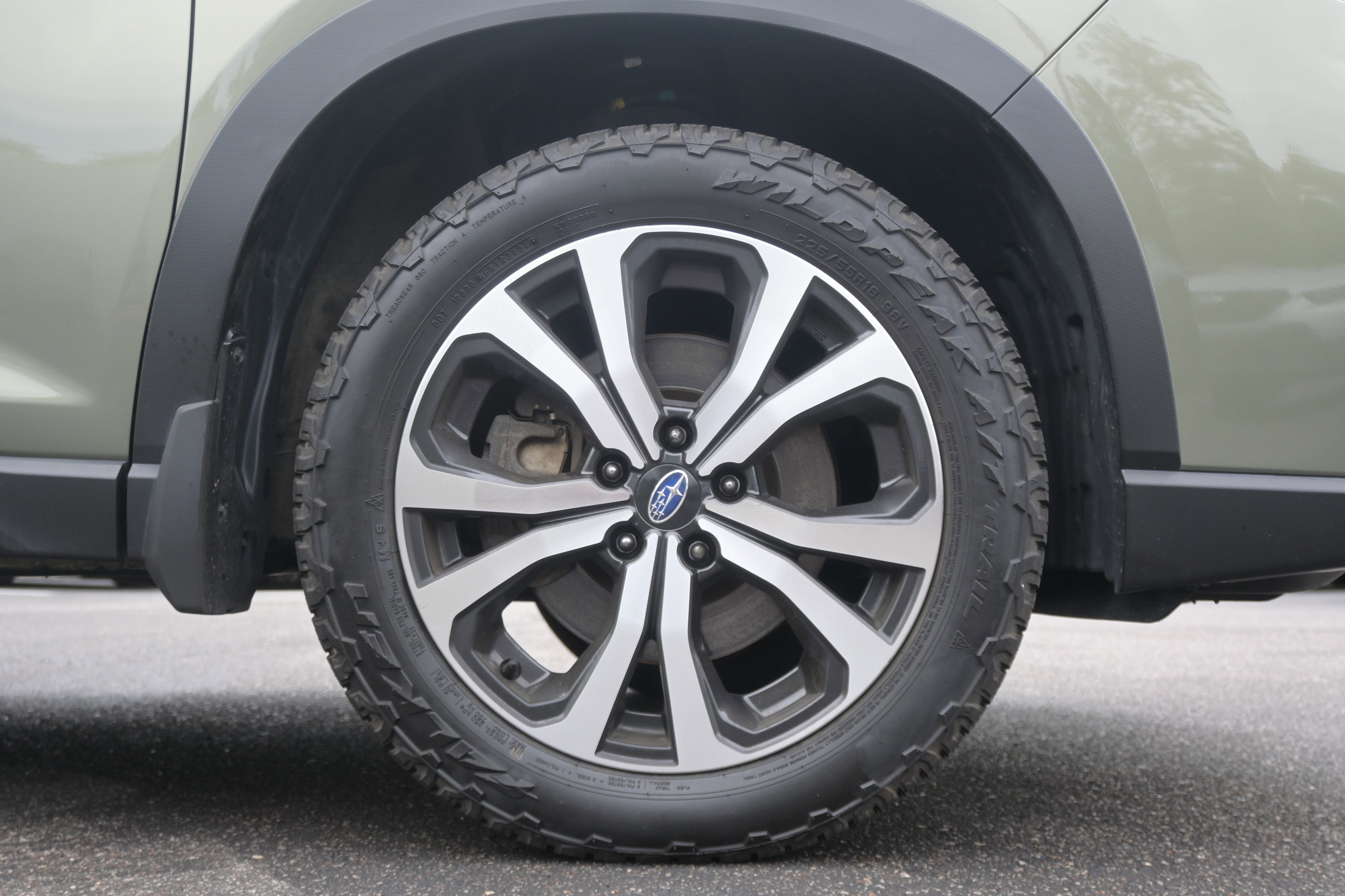 Used 2020 Subaru Forester Limited w/ Popular Package #3 AWD/4WD image 11