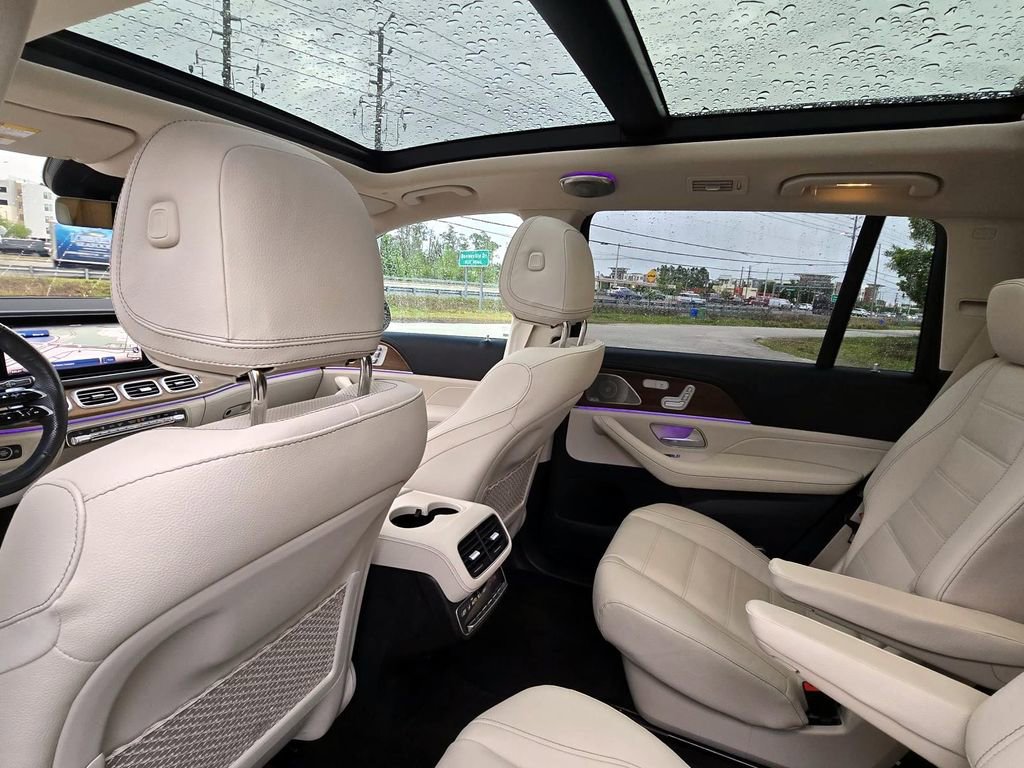 Used 2024 Mercedes-Benz GLS 580 4MATIC w/ Warmth & Comfort Package image 31