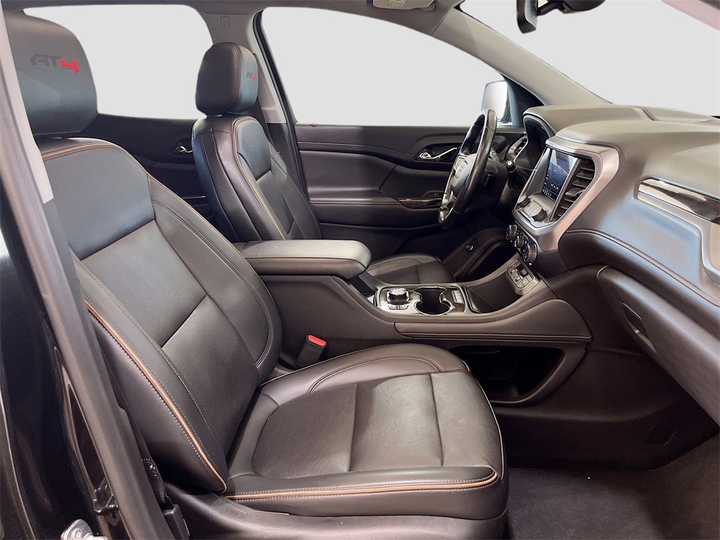 Used 2022 GMC Acadia AT4 w/ Technology Package image 30
