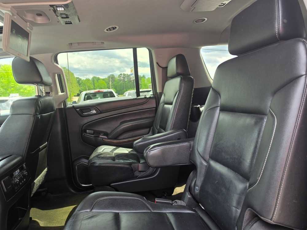 Used 2017 Chevrolet Suburban LT AWD/4WD image 30