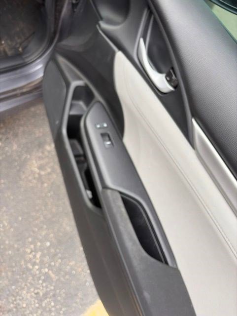 Used 2018 Honda Civic EX-T image 33
