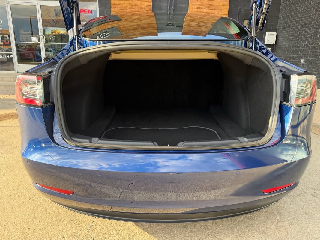 Used 2018 Tesla Model 3 Long Range AWD/4WD image 17