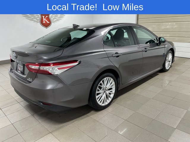 Used 2020 Toyota Camry XLE FWD image 6
