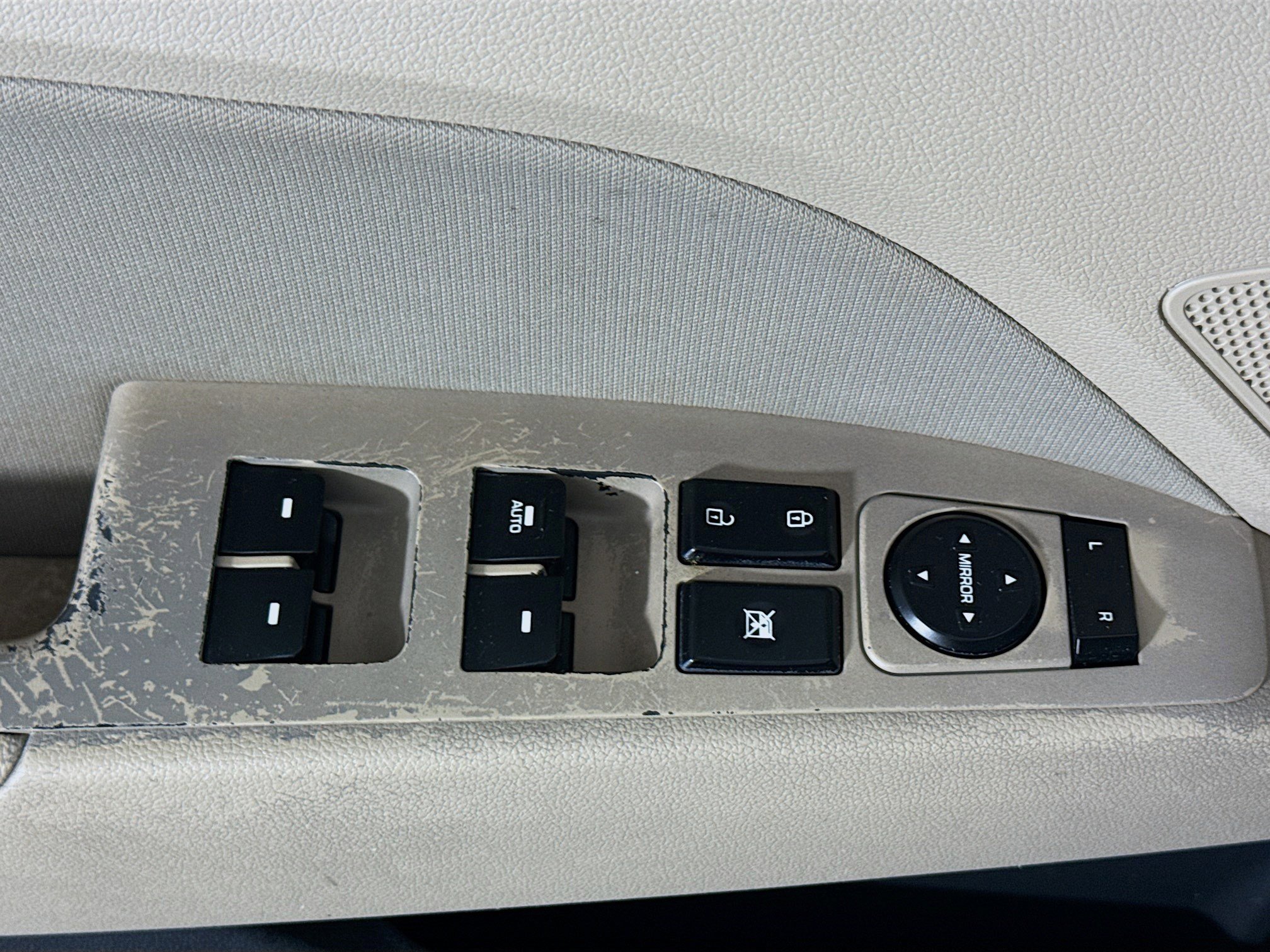 Used 2019 Hyundai Elantra Value Edition FWD image 24